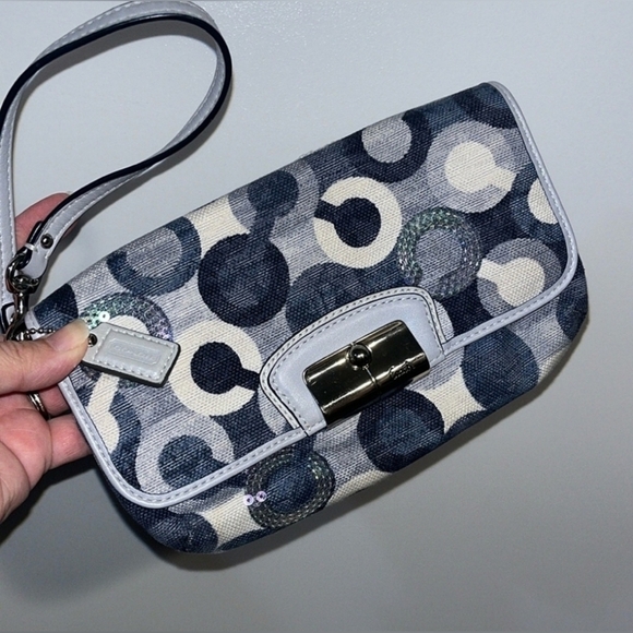Coach Kristin Op Art Sequin Medium Wristlet Wallet / Mini bag - Picture 1 of 12